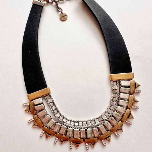 Stella and Dot Natalie Reversible Statement Necklace - Picture 4 of 4